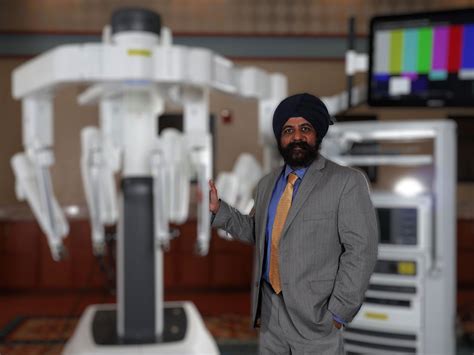 Dr. Neeraj Singh, MD, Colorectal Surgery .